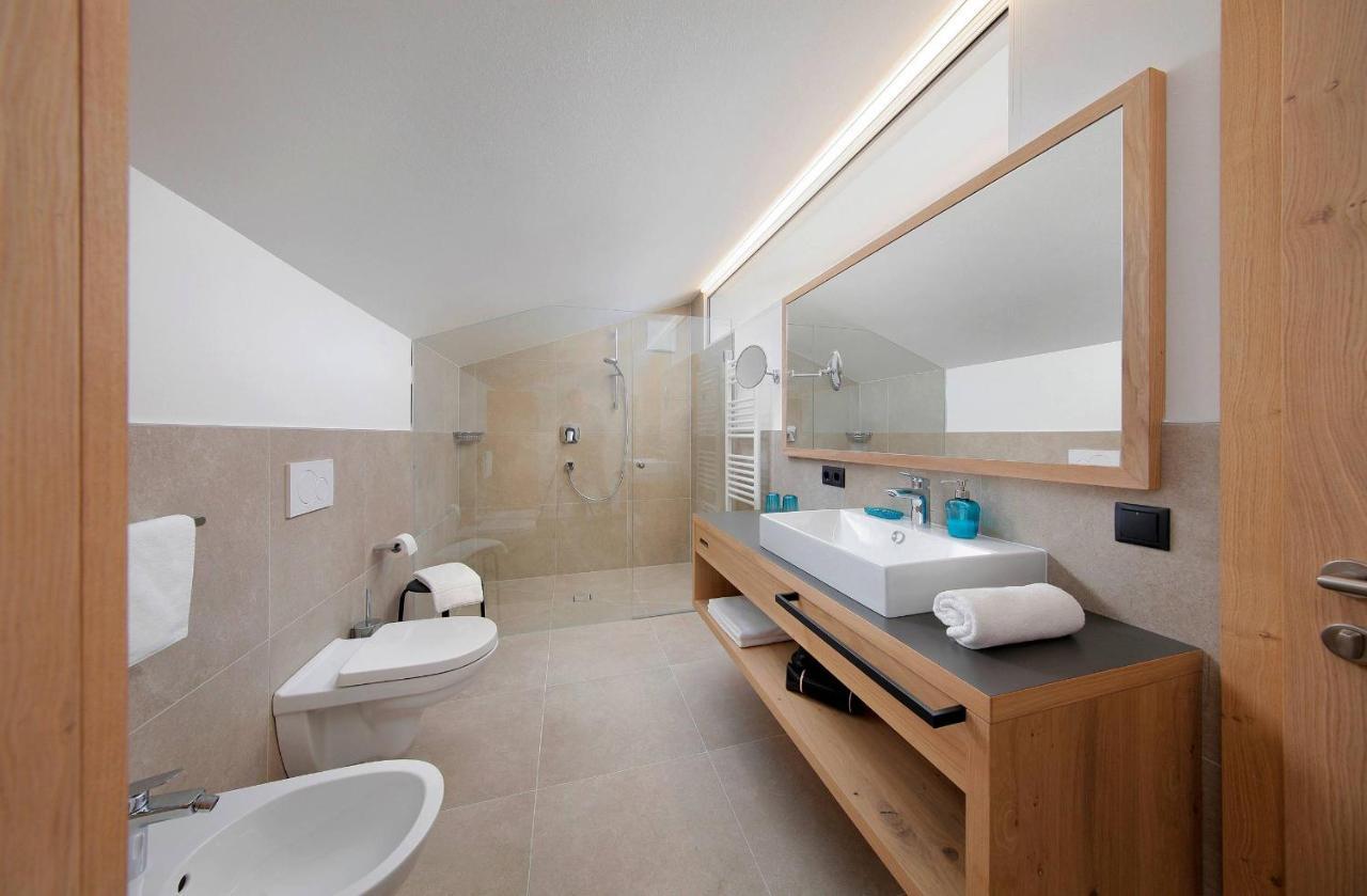 טירולו Appartement-Hotel Anthea מראה חיצוני תמונה
