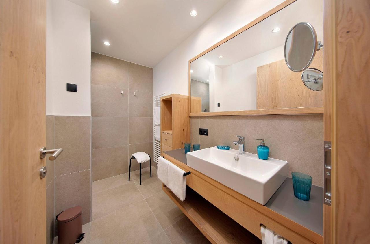 טירולו Appartement-Hotel Anthea מראה חיצוני תמונה