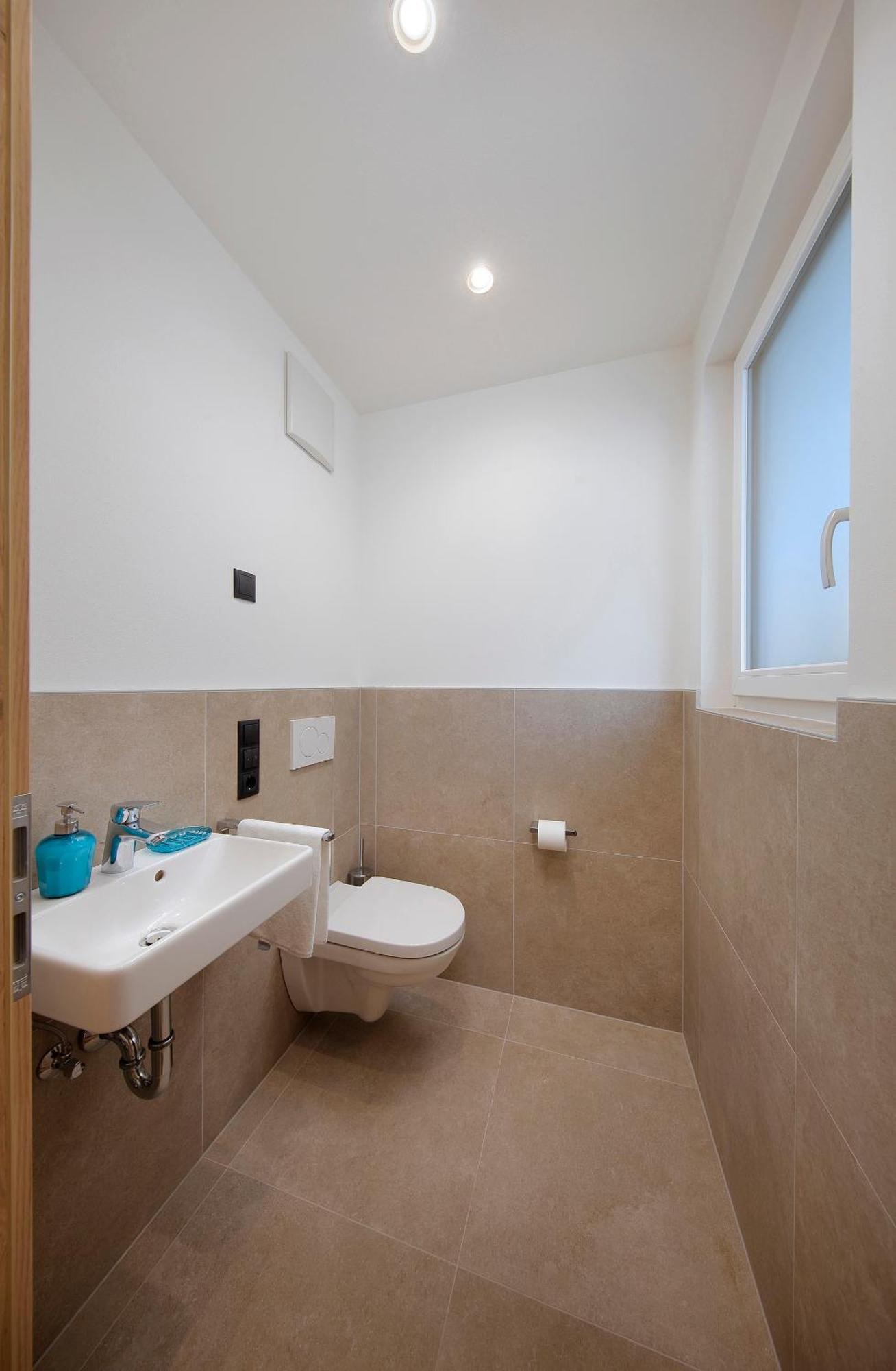 טירולו Appartement-Hotel Anthea מראה חיצוני תמונה