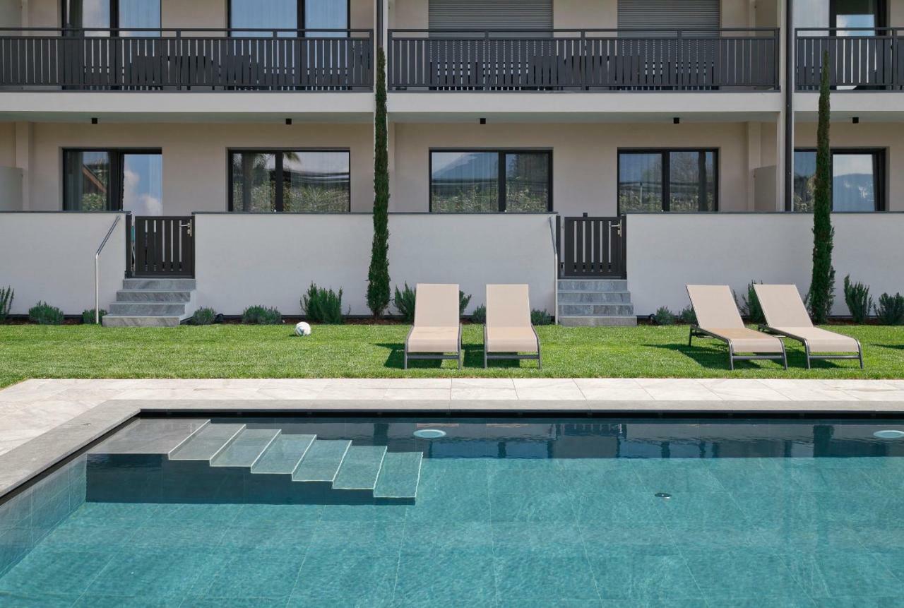 טירולו Appartement-Hotel Anthea מראה חיצוני תמונה