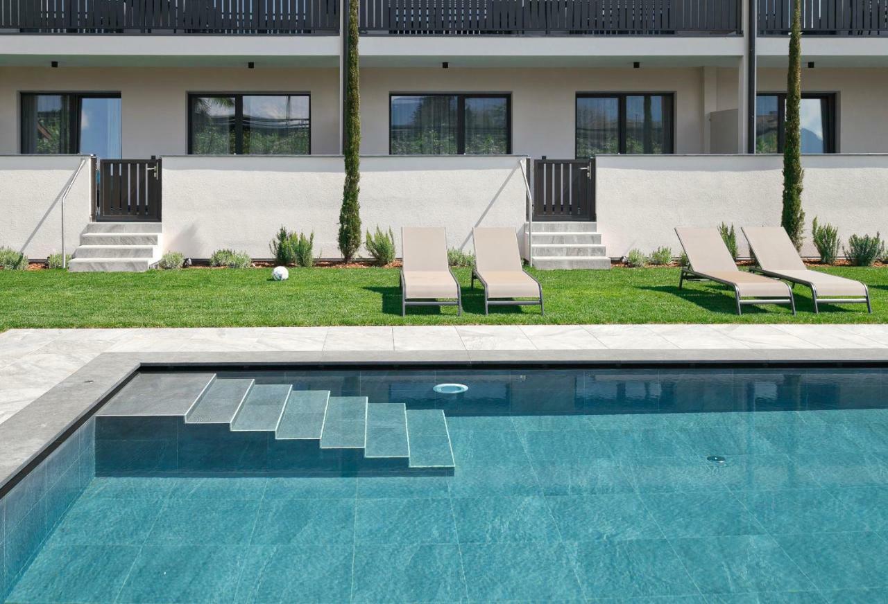 טירולו Appartement-Hotel Anthea מראה חיצוני תמונה